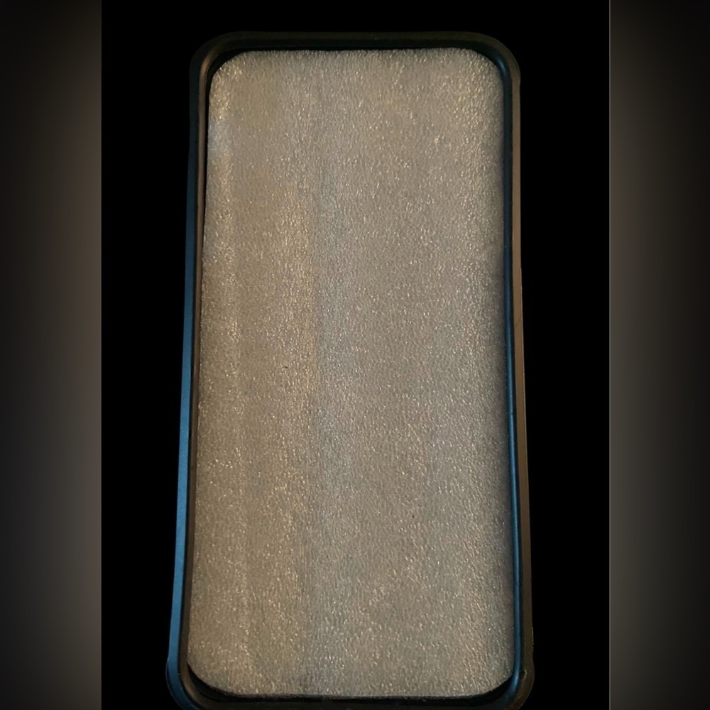 iPhone 11 Pro Max Phone Fashion Cover - Picture 3 of 5